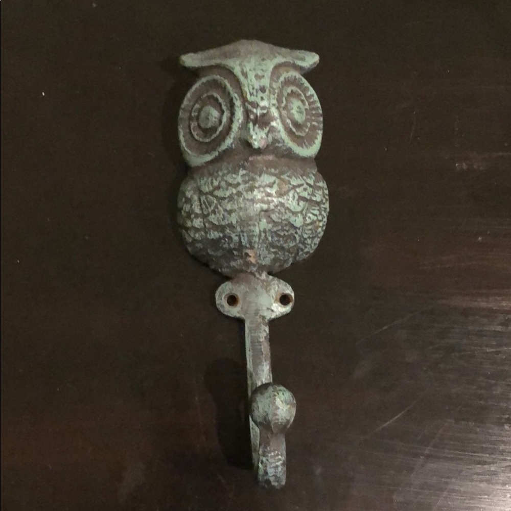 Wrought iron owl hook